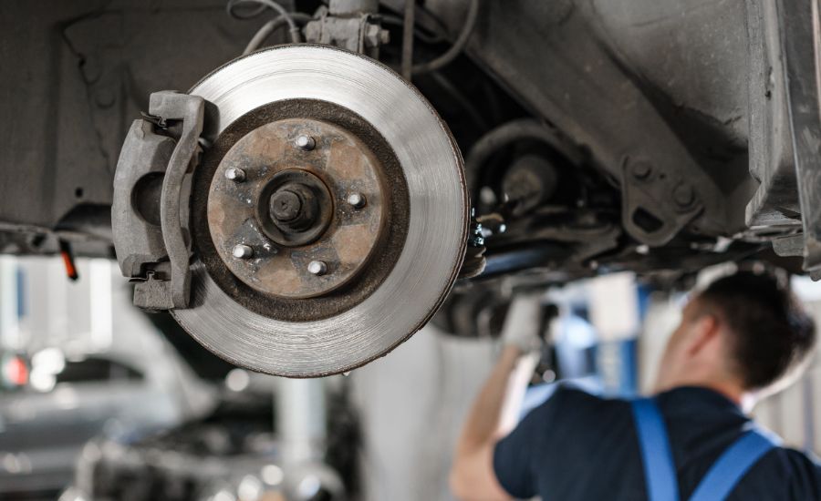 Lincoln Brake Fluid Flush In Glenview IL